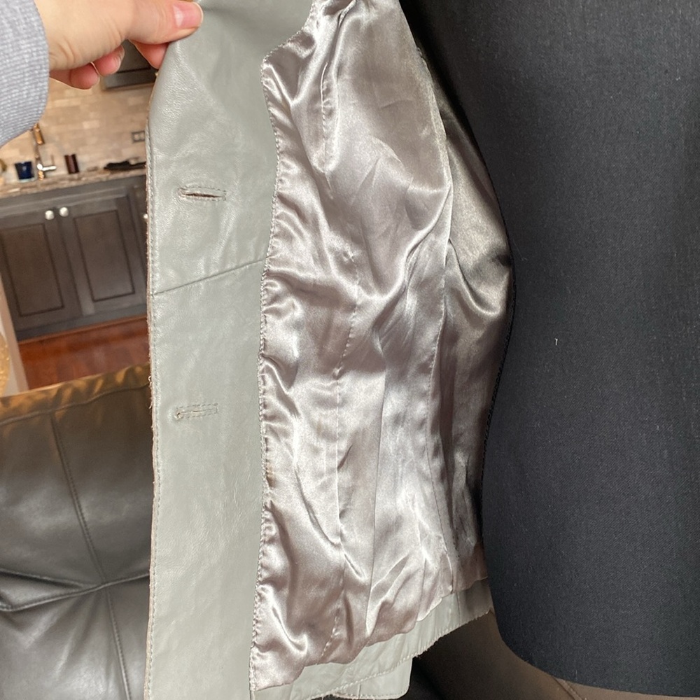 Distressed Leather Jacket - Picture 4 of 10